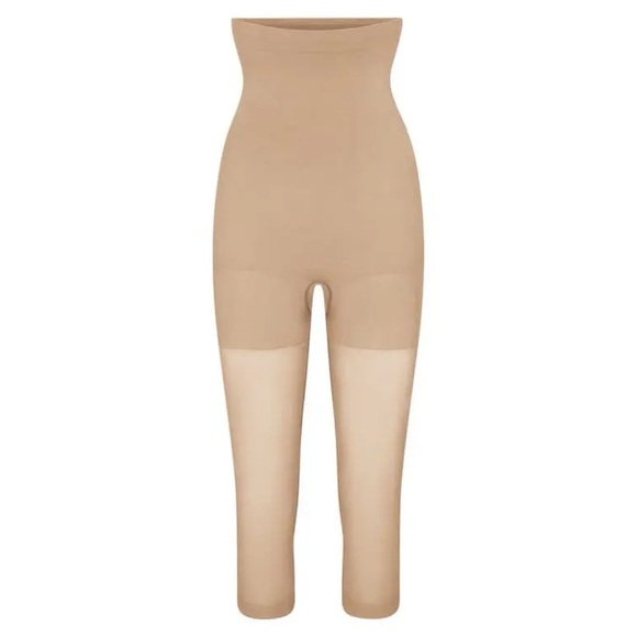 SKIMS Seamless Sculpt High Waist Legging in Clay - Picture 1 of 1
